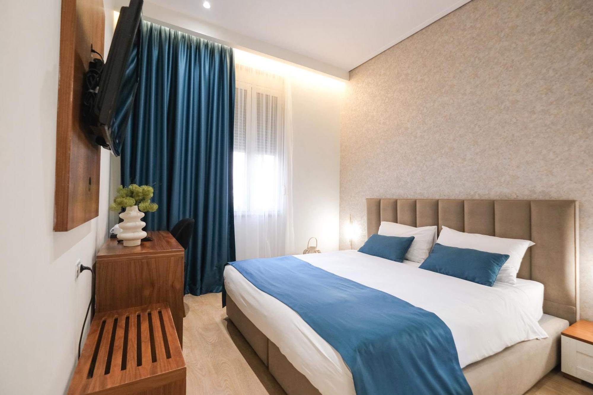Golden City Hotel , Tirana Exterior foto